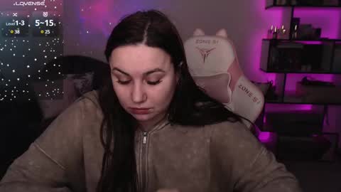 Snapshot of mari_moore7 chatting on February 2025 05:25:02 PM mari moore online show from February 2025 05:25:02 PM