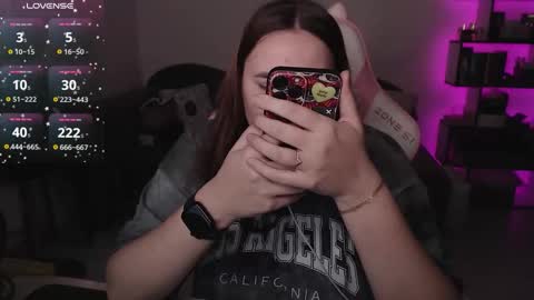 Snapshot of mari_moore7 chatting on November 2025 05:50:02 AM mari moore online show from November 2025 05:50:02 AM