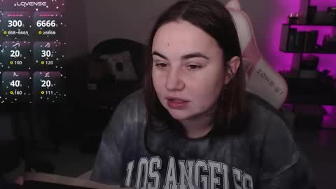 Snapshot of mari_moore7 chatting on November 2025 06:35:01 AM mari moore online show from November 2025 06:35:01 AM