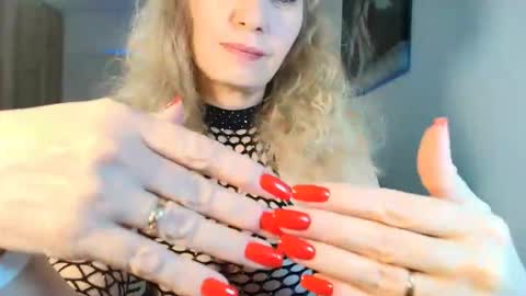 maria_anna_mmm online show from April 2026 07:55:02 PM