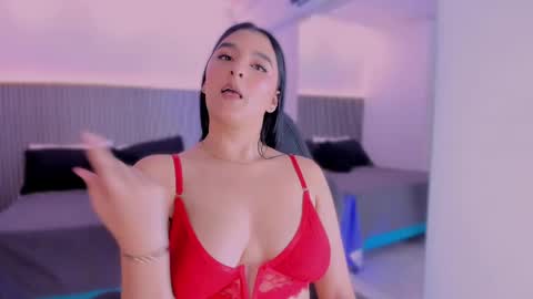 Snapshot of maria_flowers chatting on September 2025 08:21:02 PM MARIA online show from September 2025 08:21:02 PM