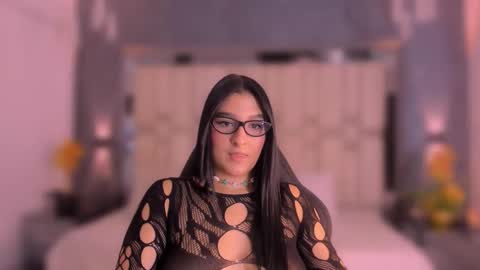 Snapshot of maria_flowers chatting on October 2025 08:07:02 PM MARIA online show from October 2025 08:07:02 PM