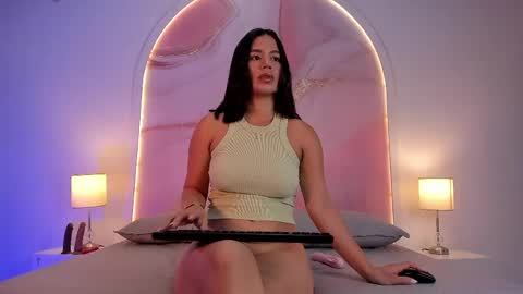 Maria  online show from April 2026 11:13:02 AM