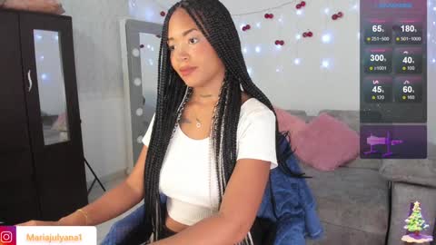 Snapshot of maria_julyana chatting on December 2024 05:52:02 AM V A N E S S A online show from December 2024 05:52:02 AM