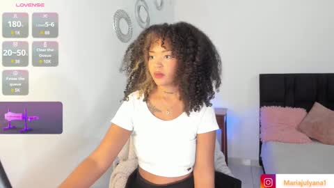 Snapshot of maria_julyana chatting on March 2025 05:01:01 AM V A N E S S A online show from March 2025 05:01:01 AM