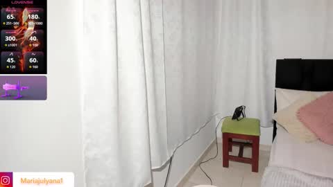 Snapshot of maria_julyana chatting on November 2025 06:02:02 AM V A N E S S A online show from November 2025 06:02:02 AM