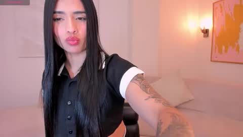 MARIA HERRERA  online show from January 2026 09:50:02 PM