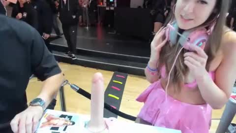 Pinkkitty online show from January 2025 01:08:01 AM