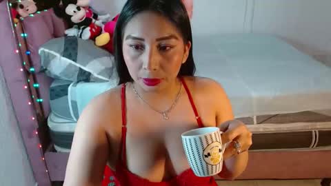 Mariajose online show from October 2025 11:54:02 AM