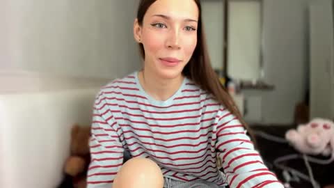 Mariam  online show from May 2026 05:48:02 AM