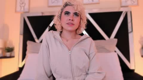 Marian online show from September 2025 02:38:01 AM