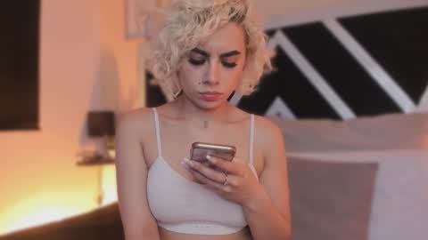 Marian online show from January 2026 02:47:02 AM