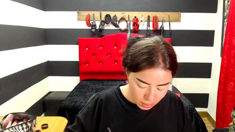 Snapshot of marian_ran_ chatting on December 2024 02:02:01 AM Marian online show from December 2024 02:02:01 AM