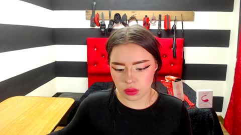 Snapshot of marian_ran_ chatting on December 2024 03:21:02 AM Marian online show from December 2024 03:21:02 AM