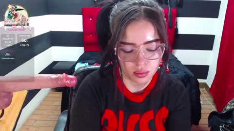 Snapshot of marian_ran_ chatting on December 2024 10:06:02 AM Marian online show from December 2024 10:06:02 AM