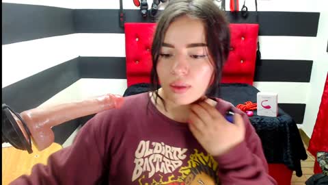 Snapshot of marian_ran_ chatting on January 2025 09:19:02 AM Marian online show from January 2025 09:19:02 AM