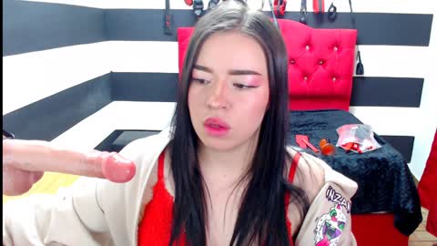 Snapshot of marian_ran_ chatting on January 2025 09:29:01 AM Marian online show from January 2025 09:29:01 AM