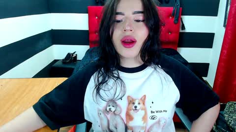 Snapshot of marian_ran_ chatting on January 2025 04:16:02 AM Marian online show from January 2025 04:16:02 AM