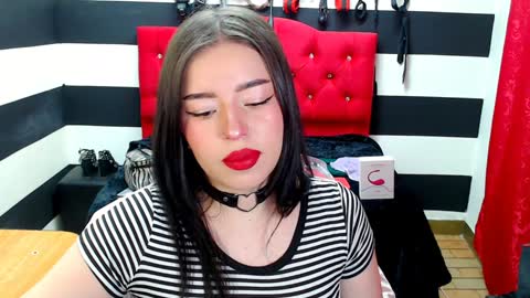 Snapshot of marian_ran_ chatting on January 2025 05:32:01 AM Marian online show from January 2025 05:32:01 AM