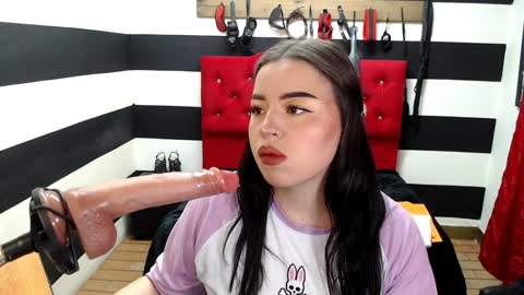 Snapshot of marian_ran_ chatting on January 2025 03:01:02 AM Marian online show from January 2025 03:01:02 AM