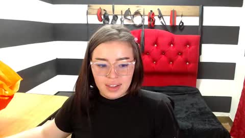 Snapshot of marian_ran_ chatting on February 2025 04:07:01 AM Marian online show from February 2025 04:07:01 AM