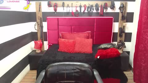 Snapshot of marian_ran_ chatting on September 2025 03:06:02 AM Marian online show from September 2025 03:06:02 AM