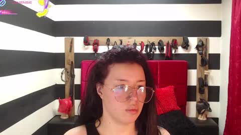 Snapshot of marian_ran_ chatting on September 2025 02:23:01 AM Marian online show from September 2025 02:23:01 AM