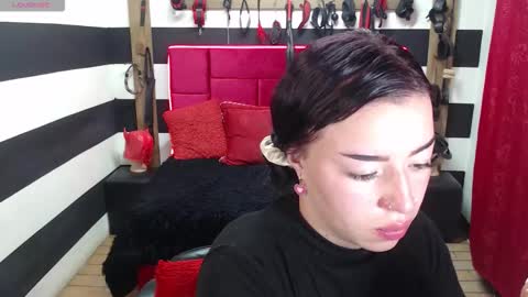 Snapshot of marian_ran_ chatting on September 2025 04:04:02 AM Marian online show from September 2025 04:04:02 AM