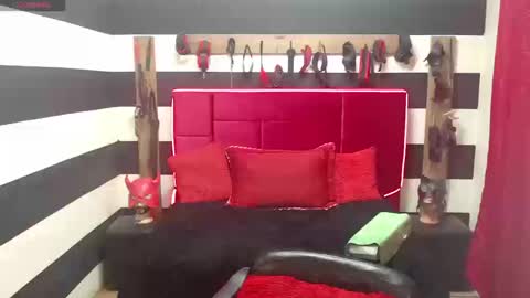 Snapshot of marian_ran_ chatting on September 2025 05:00:02 AM Marian online show from September 2025 05:00:02 AM