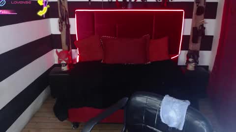 Snapshot of marian_ran_ chatting on September 2025 03:10:02 AM Marian online show from September 2025 03:10:02 AM