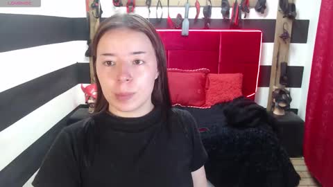 Snapshot of marian_ran_ chatting on October 2025 02:31:02 AM Marian online show from October 2025 02:31:02 AM