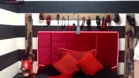 Snapshot of marian_ran_ chatting on October 2025 05:08:02 AM Marian online show from October 2025 05:08:02 AM