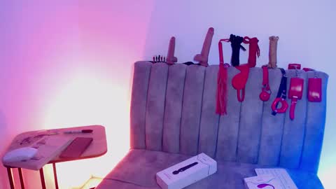 Snapshot of marian_ran_ chatting on November 2025 03:05:01 AM Marian online show from November 2025 03:05:01 AM