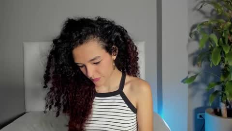 Marian online show from January 2025 11:15:01 PM