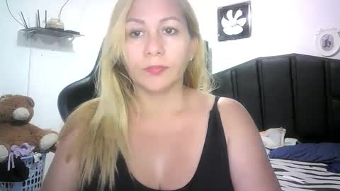 mariana995649 online show from December 2025 10:14:01 PM