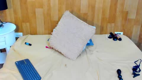 Mariana Angel online show from February 2025 07:14:01 PM