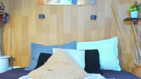 Mariana Angel online show from February 2026 02:05:01 PM