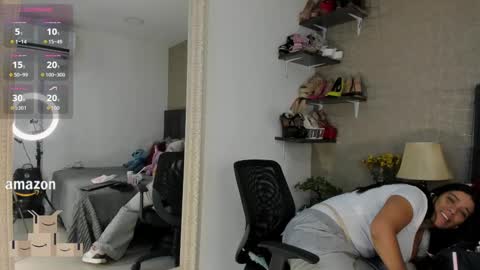 Mar y online show from October 2025 03:08:02 PM