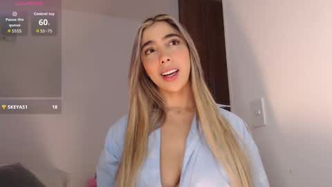 Mariana online show from September 2025 05:18:02 PM