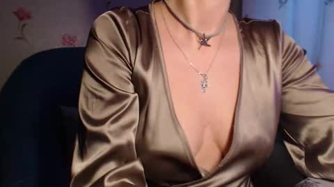 Snapshot of mariana_mur chatting on February 2026 06:39:02 AM MarianaMur online show from February 2026 06:39:02 AM