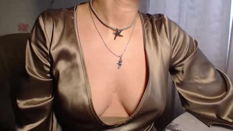 Snapshot of mariana_mur chatting on March 2026 05:37:02 AM MarianaMur online show from March 2026 05:37:02 AM