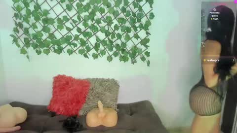 mariana vidal online show from May 2026 02:25:02 PM