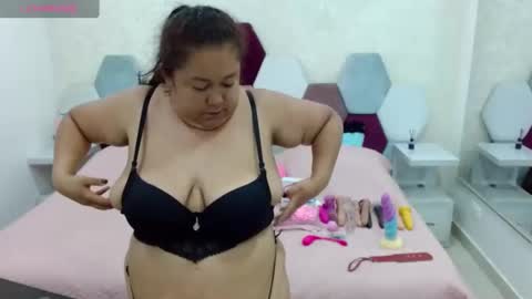 mariana online show from January 2025 07:10:02 PM