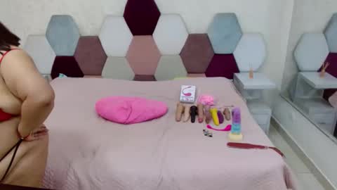 mariana online show from February 2026 06:35:01 PM