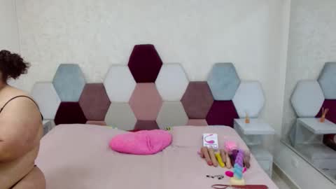 mariana online show from February 2026 06:12:02 PM