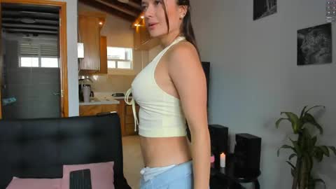 Mariana online show from May 2026 01:26:02 PM