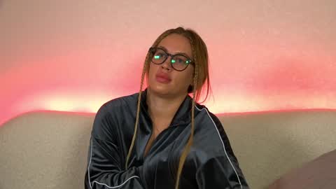 Maria online show from January 2025 03:40:01 PM