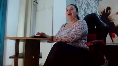 Snapshot of mariani_smith chatting on October 2025 12:06:01 PM Mariani online show from October 2025 12:06:01 PM