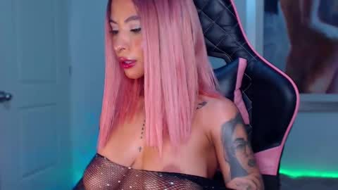 M A R I A N E online show from December 2024 03:36:02 AM