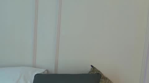 Snapshot of mariapettit chatting on November 2025 11:33:02 AM Maria Pettit online show from November 2025 11:33:02 AM